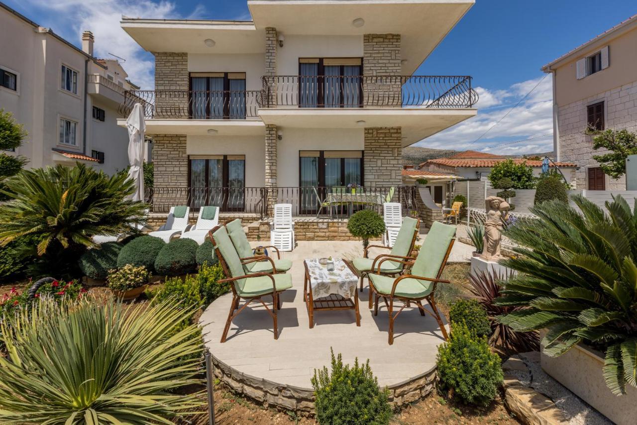 Villa Ratka Trogir Buitenkant foto
