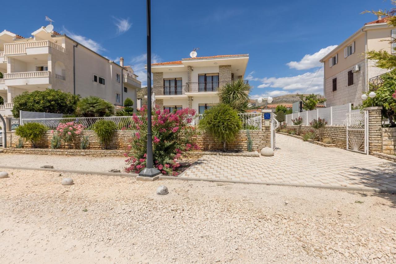Villa Ratka Trogir Buitenkant foto