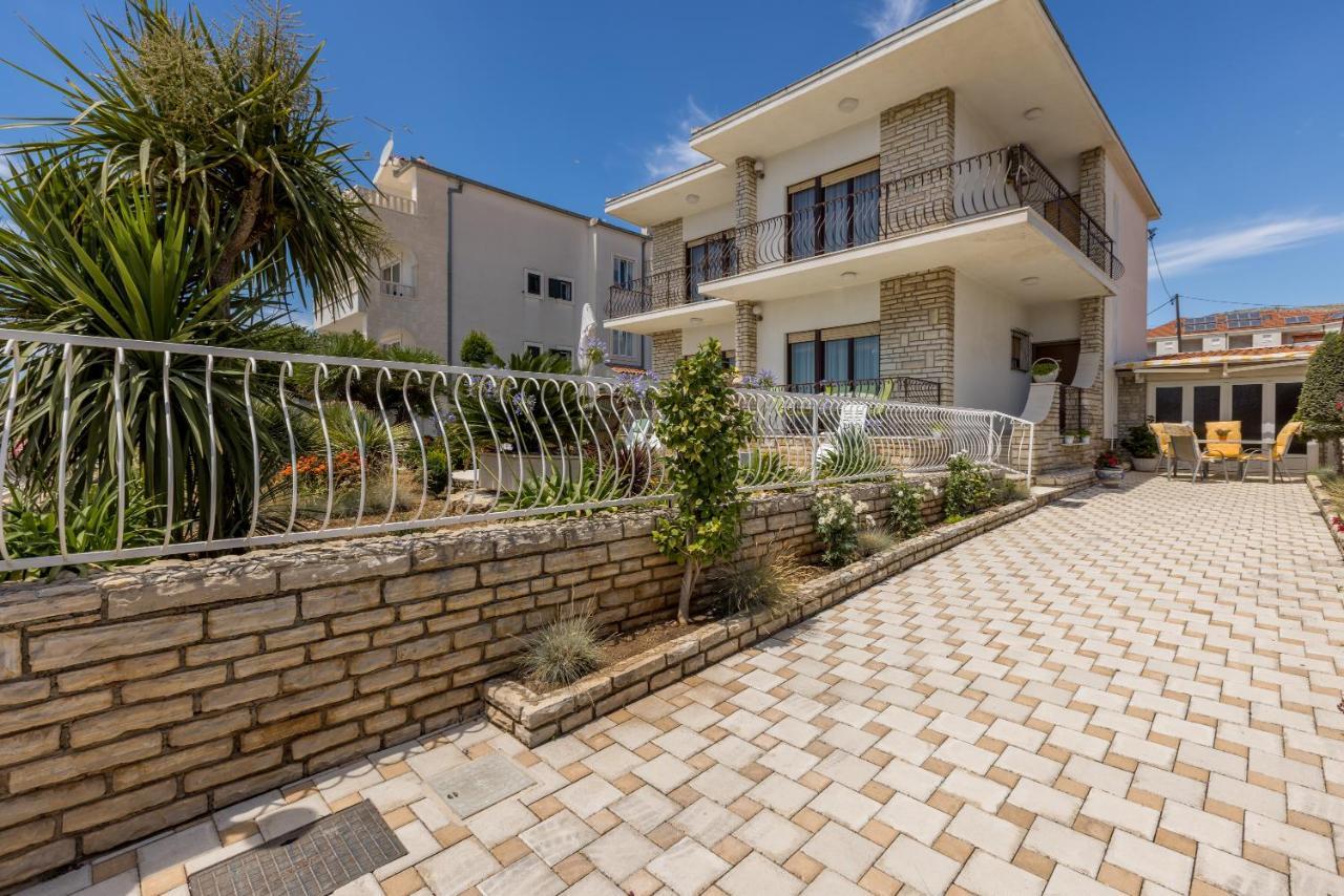 Villa Ratka Trogir Buitenkant foto